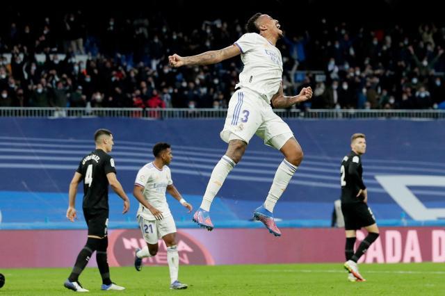 体育资讯平台-【西甲】本泽马失点+伤退米利唐绝平 皇马2-2埃尔切