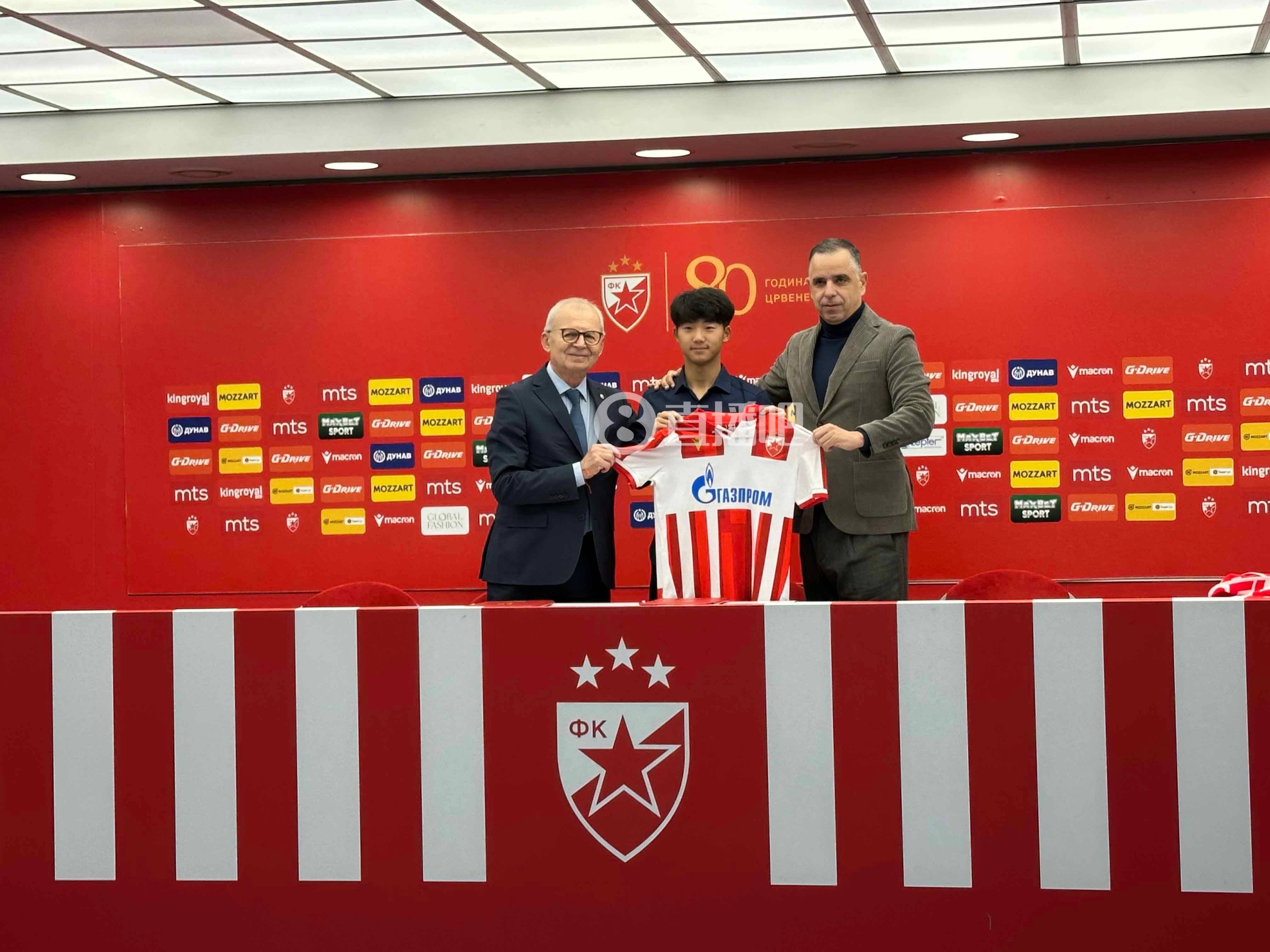 球迷首选-湖北青年星寄语万项：作为青训母队，我们对万项深感骄傲与期许