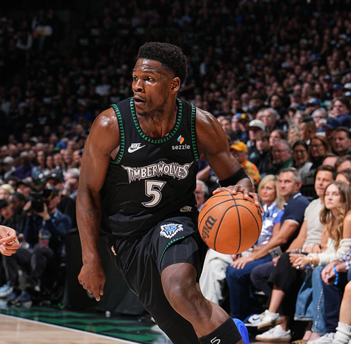 百度体育赛事直播-逆转！多森姆43+4，约基奇24+15+9，NBA巨星伤退，季后赛走势巨变